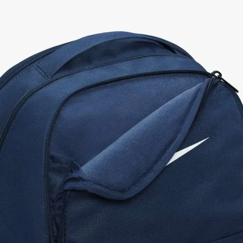 Nike Brasilia 9.5 Medium Backpack Navy  Grab your gear and get going with the Nike Brasilia Backpack. It has plenty of pockets t