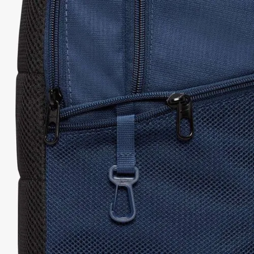 Nike Brasilia 9.5 Medium Backpack Navy  Grab your gear and get going with the Nike Brasilia Backpack. It has plenty of pockets t