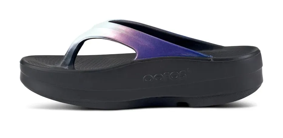 Oofos Women's Oomega Oolala Luxe Recovery Thong Sandal - Calypso