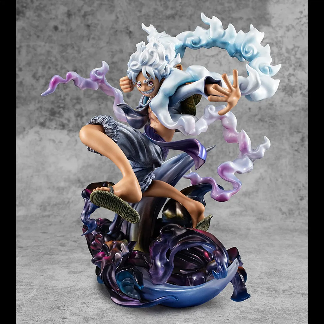 PREORDER - MegaHouse One Piece Portrait Of Pirates Wa Maximum Monkey D. Luffy Gear Five Figure (blue)