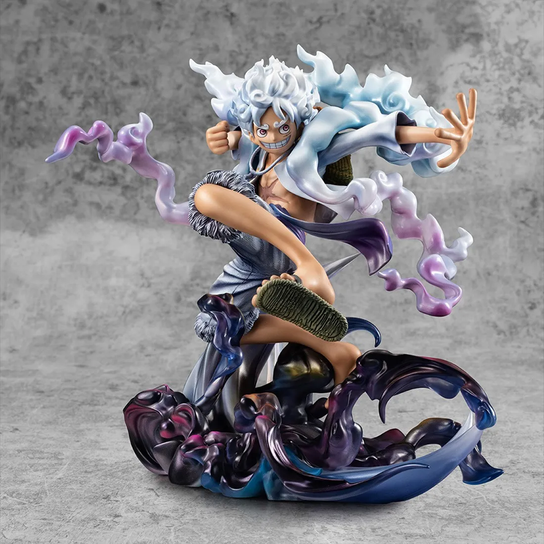 PREORDER - MegaHouse One Piece Portrait Of Pirates Wa Maximum Monkey D. Luffy Gear Five Figure (blue)