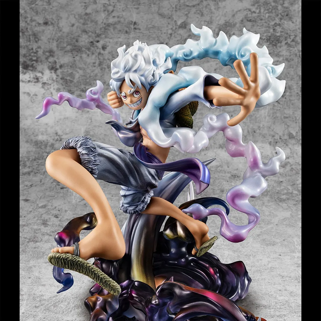 PREORDER - MegaHouse One Piece Portrait Of Pirates Wa Maximum Monkey D. Luffy Gear Five Figure (blue)